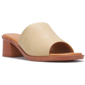 Sapatos Mulher Chinelos La Modeuse 74981_P177146 Bege