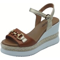 Sapatos Mulher Sandálias NeroGiardini E513552D Loira Cognac Armenia Castanho