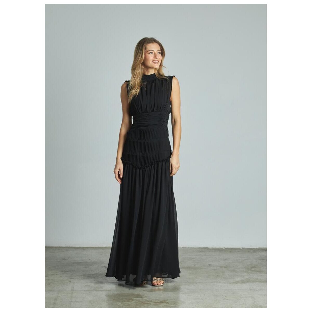 Textil Mulher Vestidos ALMA EN PENA V25CL0216 Preto