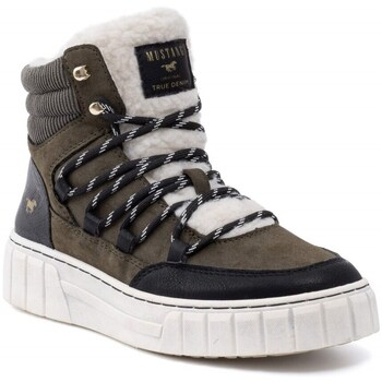 Sapatos Mulher Sapatilhas de cano-alto Mustang 1446601770 Verde