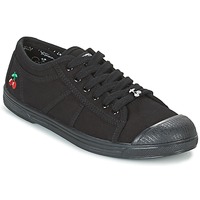 Sapatos Mulher Sapatilhas adidas originals ryv festivalises BASIC 02 Preto